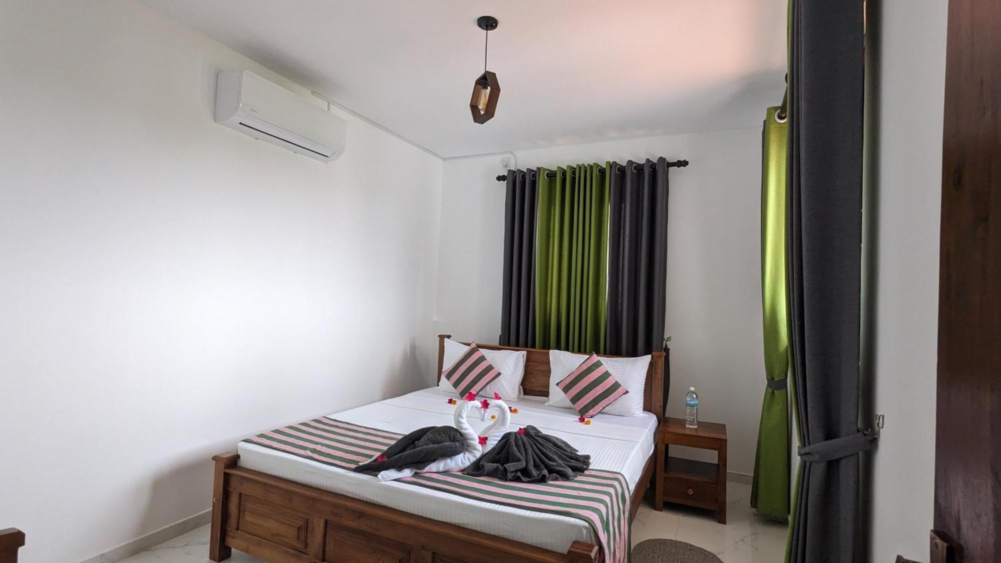 Star Beach Villa 탕갈레 외부 사진