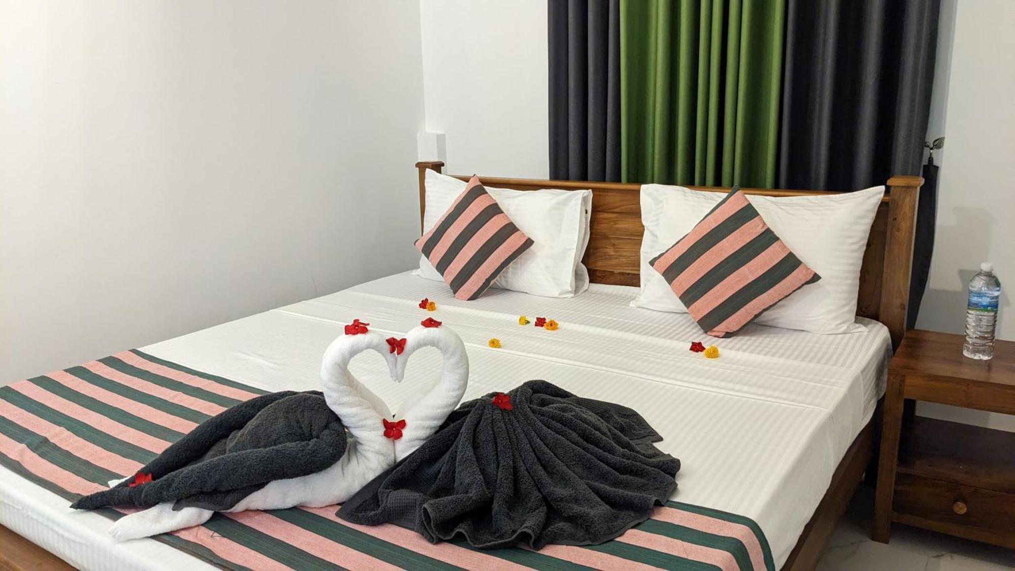 Star Beach Villa 탕갈레 외부 사진