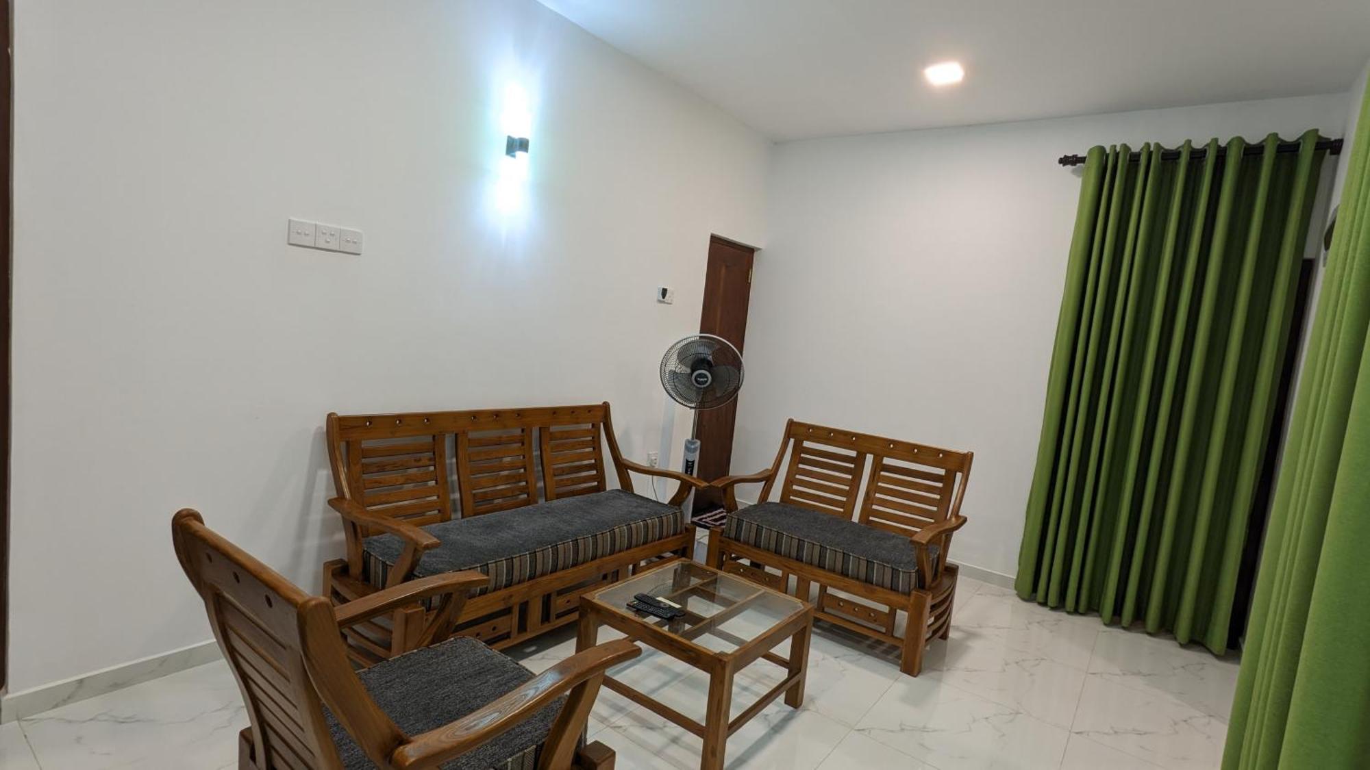 Star Beach Villa 탕갈레 외부 사진