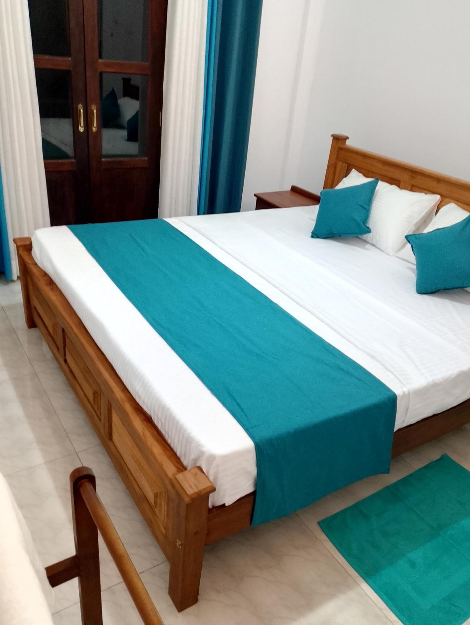 Star Beach Villa 탕갈레 외부 사진